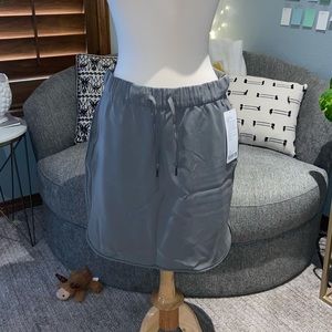 Light Grey Lululemon On The Fly Skirt!